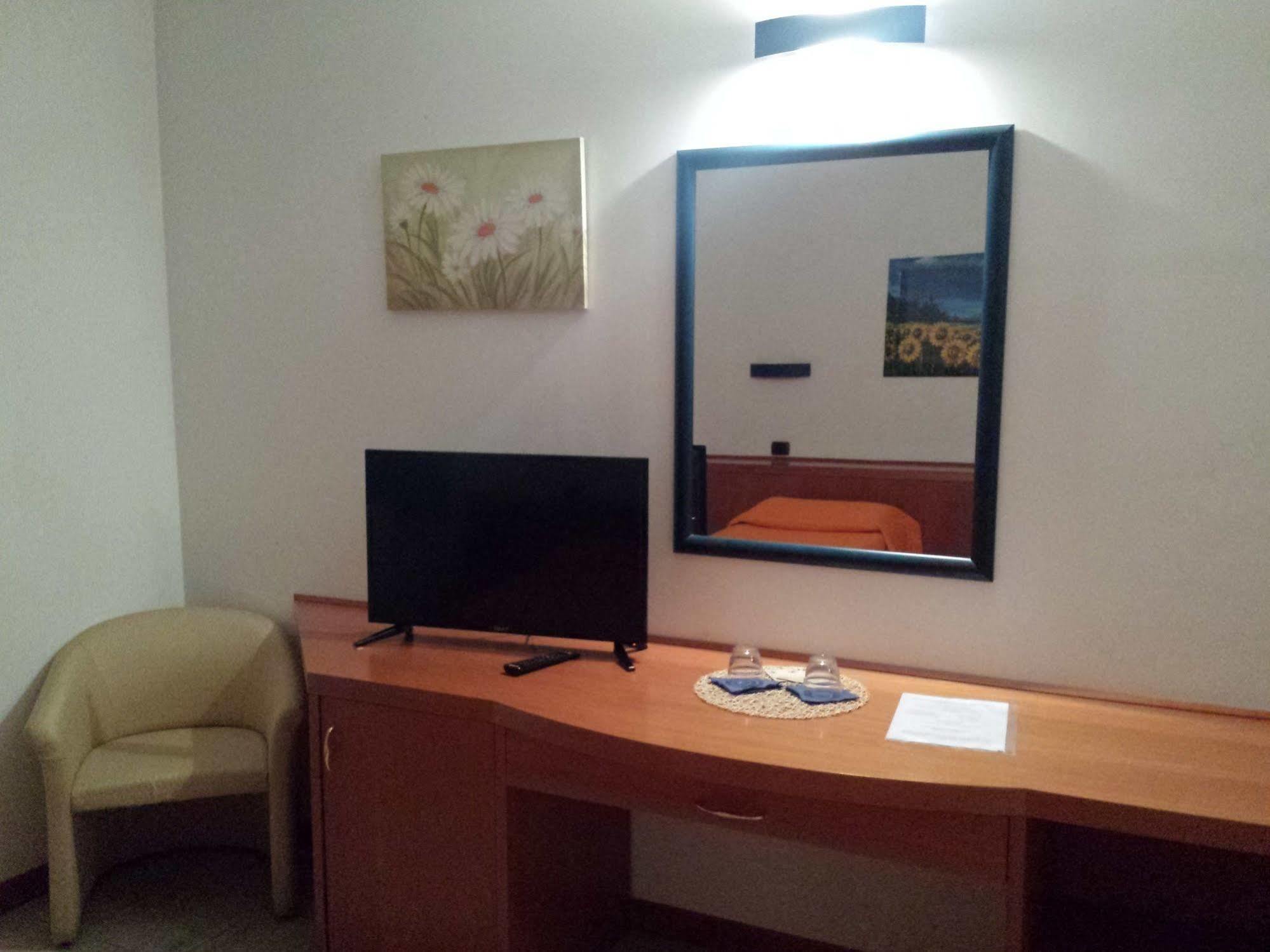 Hotel Softwood Recanati Kültér fotó